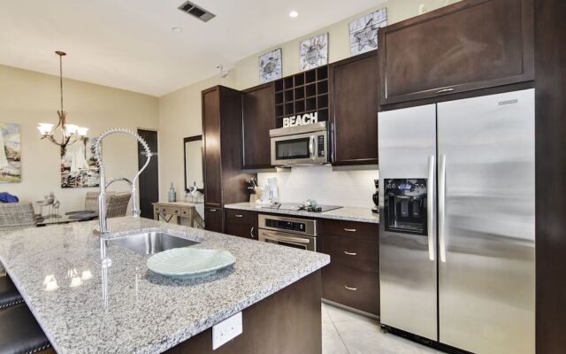 Diamond Beach 304-sapphire 3 Bedroom Condo