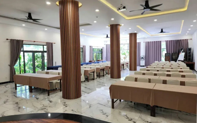 Honba Lagi Beach Resort