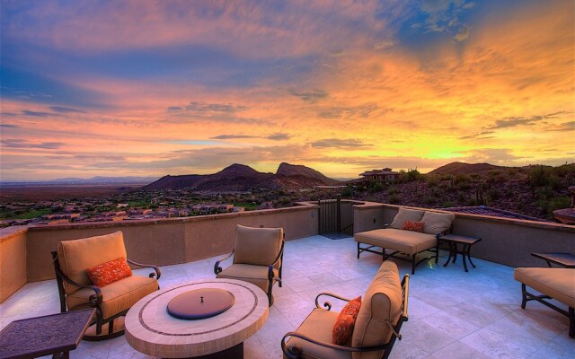 Palisades Estate 5 BR by Casago