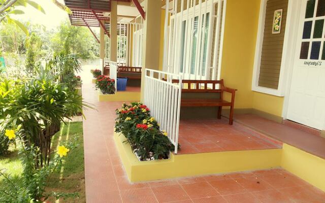 Siriburi Resort