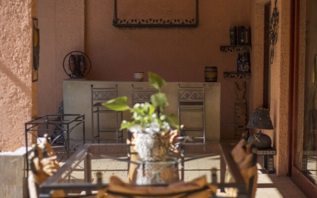 Ravinala Guest House