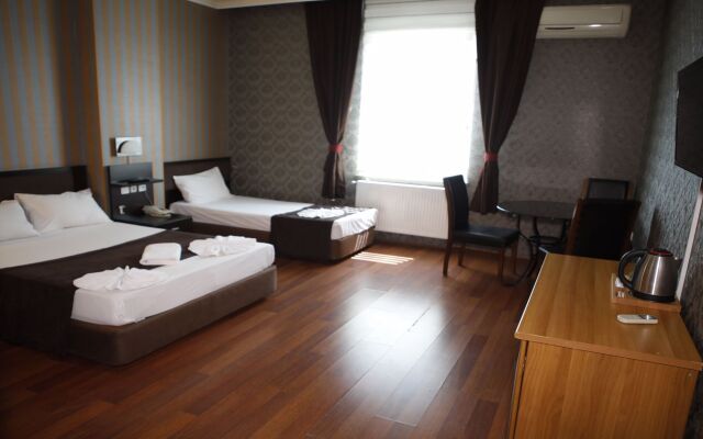 Silivri Safir Hotel & Resort Beach And Restaurant
