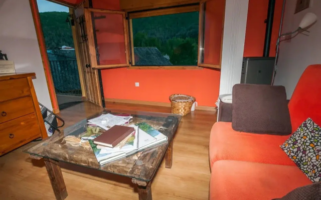 Modern Apartment in Riello with Hot Tub