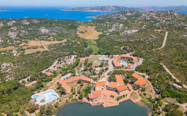 Felix Hotels – Residence Hotel Costa Serena