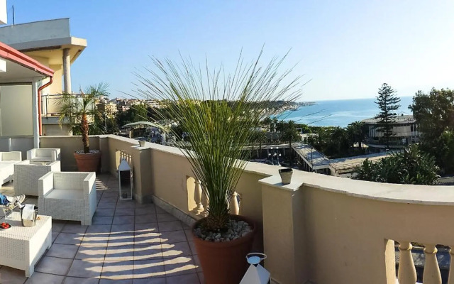Lungomare Hotel