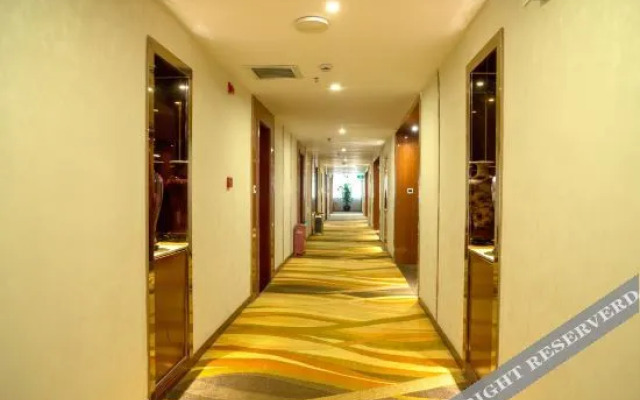 Ziyang Yuansen Hotel