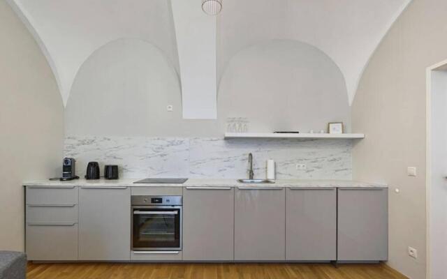 Vienne City Apartment Crown 6