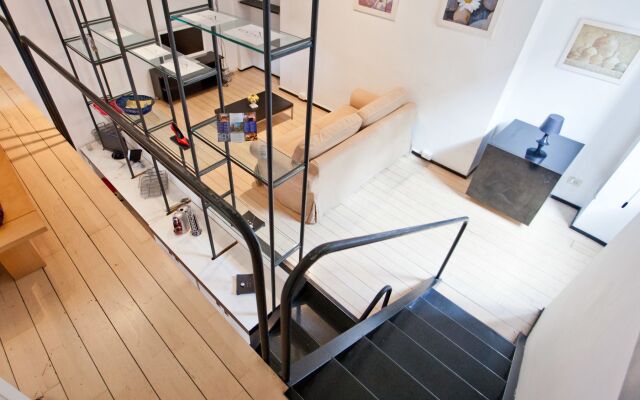 Rental In Rome Riari Loft