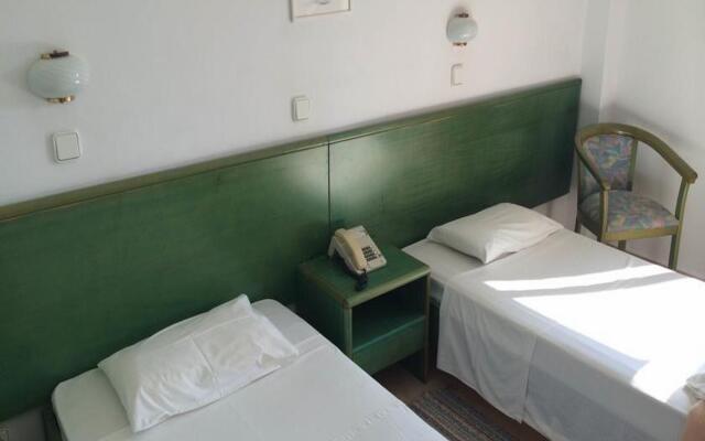 Irinna Hotel