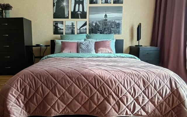 Ирэн Апарт на Генерала Тюленева