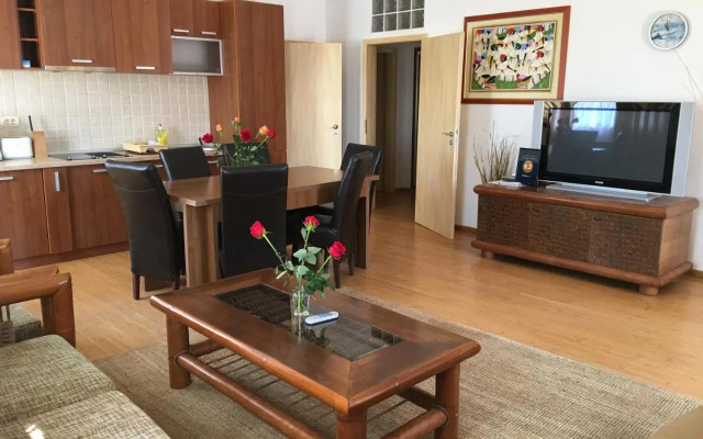Club Residence Apartments