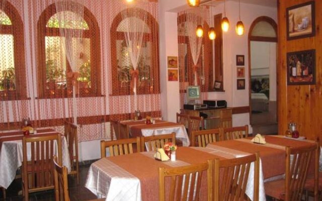 Family Hotel Apolonia