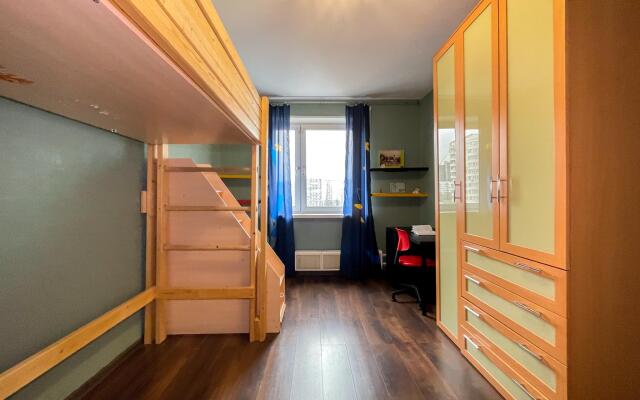Welcome Home on 127 Vernadsky Avenue