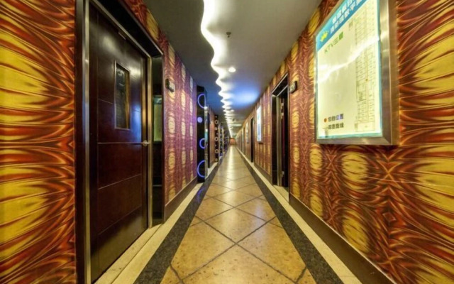 Huangguang Holiday Hotel