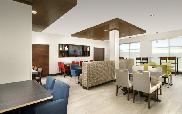 Holiday Inn Express & Suites New Braunfels by IHG