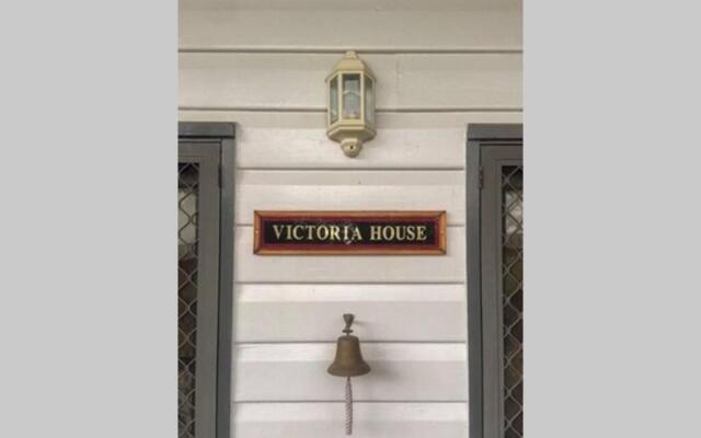 Victoria House- Great location