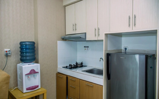 Comfort 2Br Apartment At Woodland Park Residence