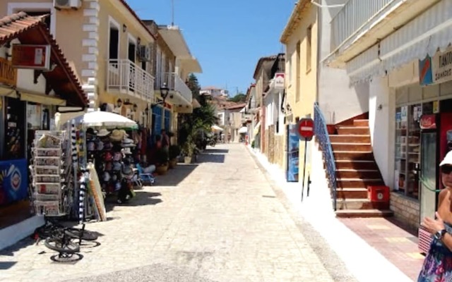 Astonishing View - A Step From The Beach