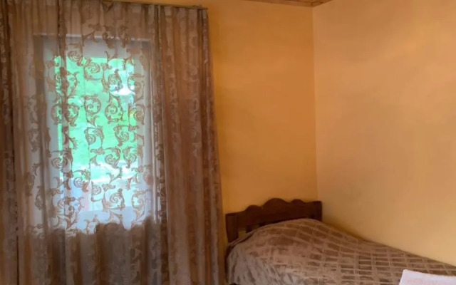 Roberi Art Guest House