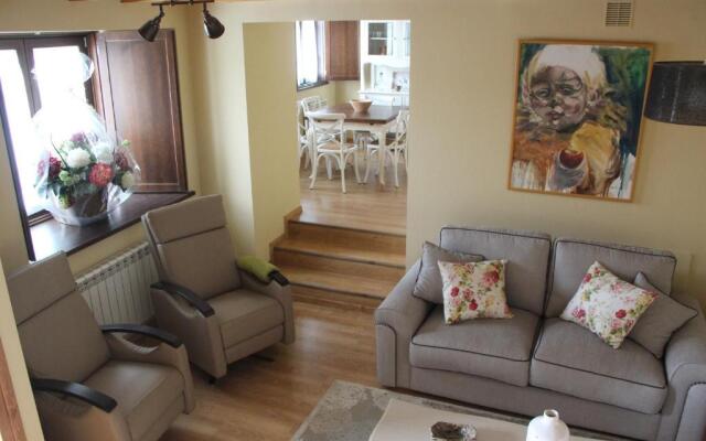 Casa De Aldea La Galea