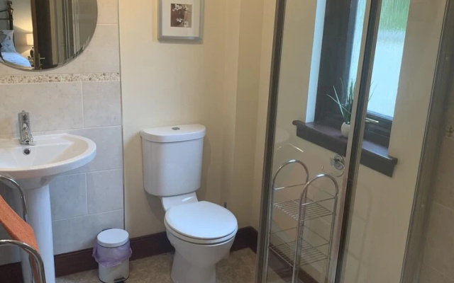Lovely 1-bed Cottage in London - фото 5