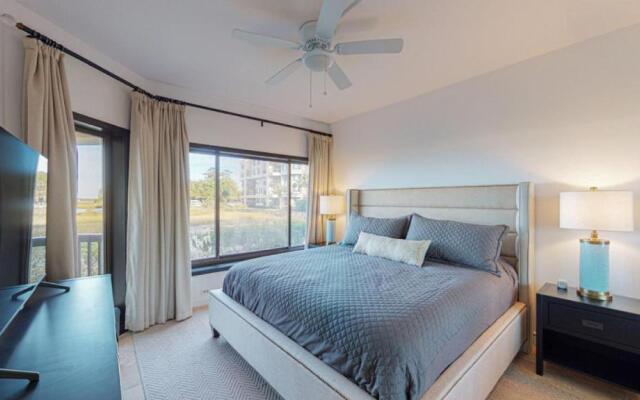 240 Captains Quarters