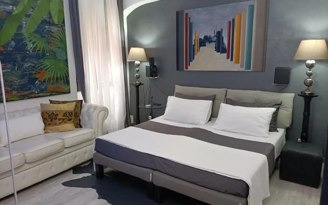 Spanish Steps bedroom