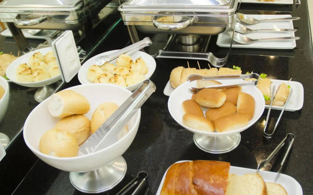 Summit Millian Hotel