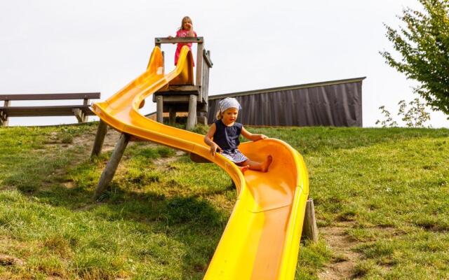 Camping & Pension Au an der Donau