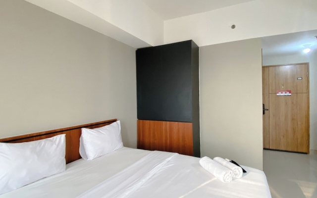 Homey and Minimalist Studio LRT City Jatibening Apartment — фото 3