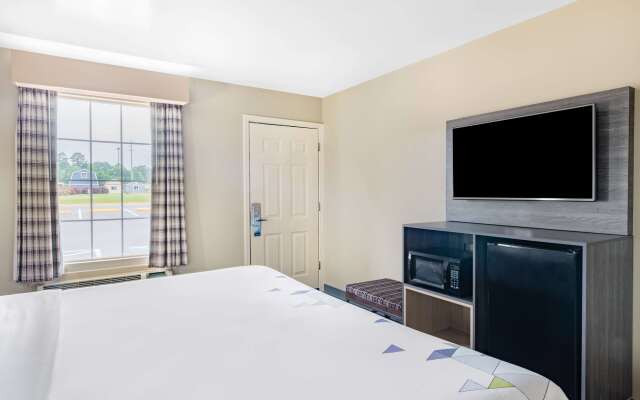 Baymont by Wyndham Commerce GA Near Tanger Outlets Mall