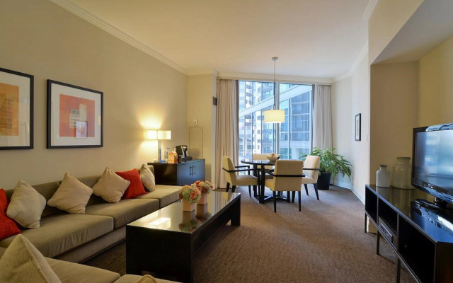 Loews Atlanta Hotel