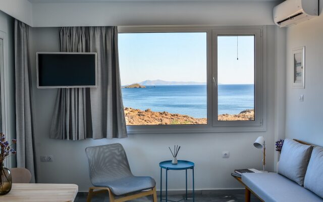 Pharos Apartments