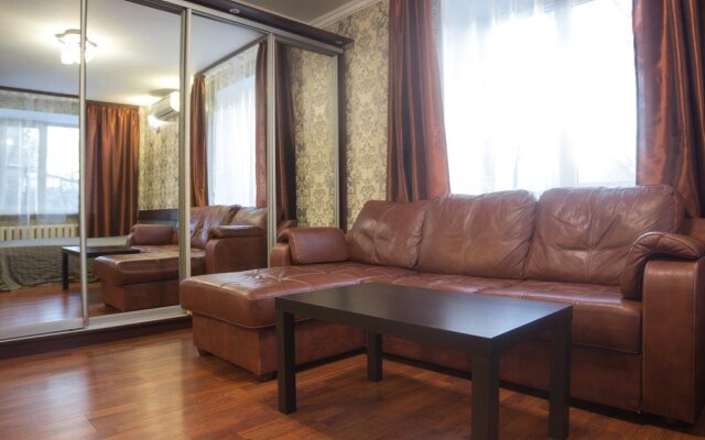 Apartment At Ulitsa Borisa Galushkina 21