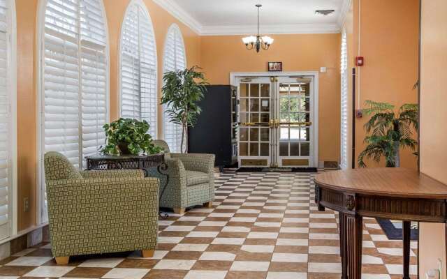 Quality Inn Richmond Hill - Savannah I-95