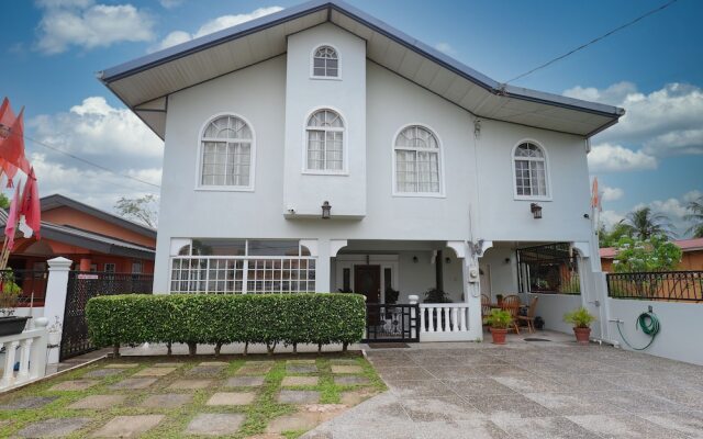 Airport Inn