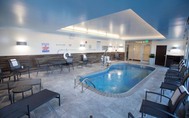 Fairfield Inn & Suites Detroit Lakes