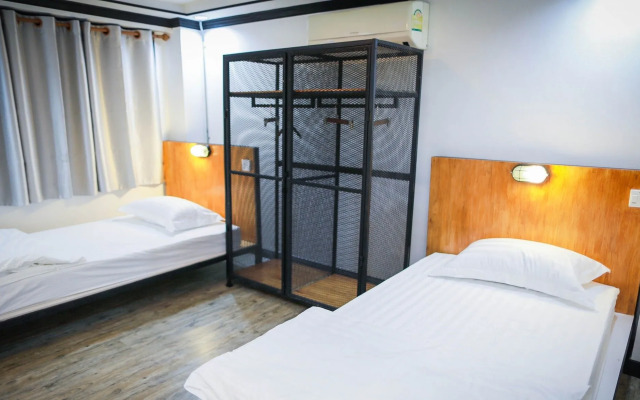 De Pumkiin Hostel Ayutthaya