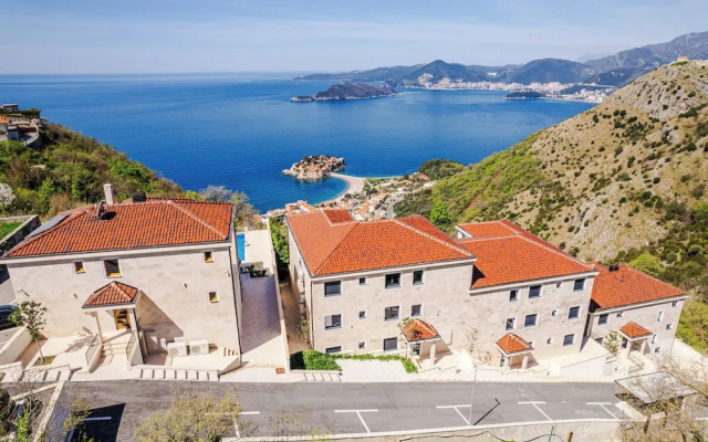 Monte Living by In Property