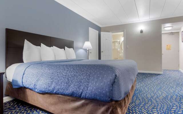 Econo Lodge Hicksville