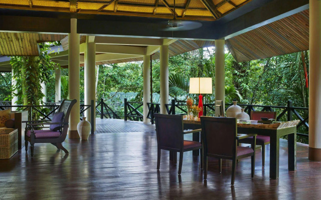 Mulu Marriott Resort