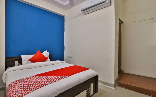 Silver Guest House By OYO Rooms