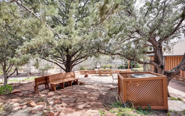 6 Mi to Red Rock State Park: Home w/ Patio & Yard