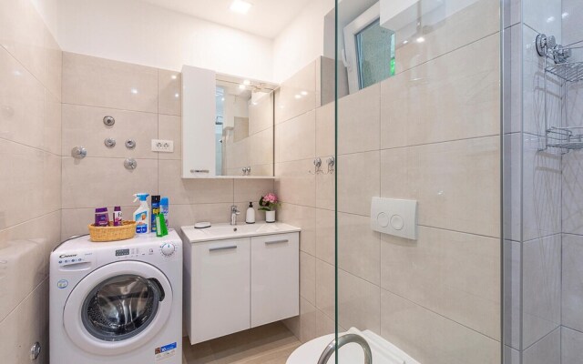 Beautiful Apartment in Sisan With Wifi and 2 Bedrooms