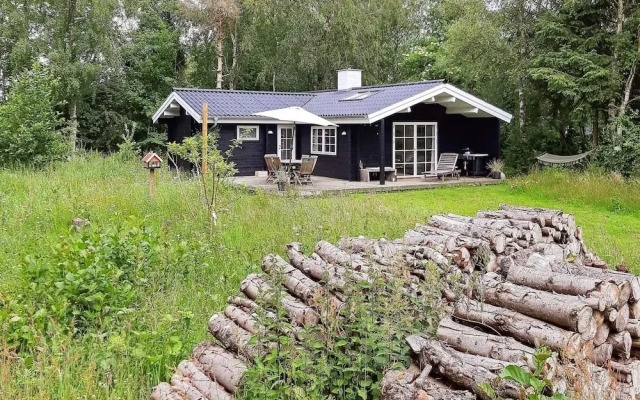 6 Person Holiday Home in Jerup