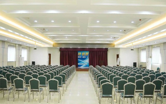 GreenTree Inn ShanDong Heze Huaying Road Express Hotel