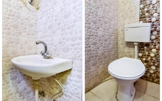 SPOT ON 72986 Hotel Aman K Palace