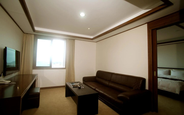 Narsha Hotel