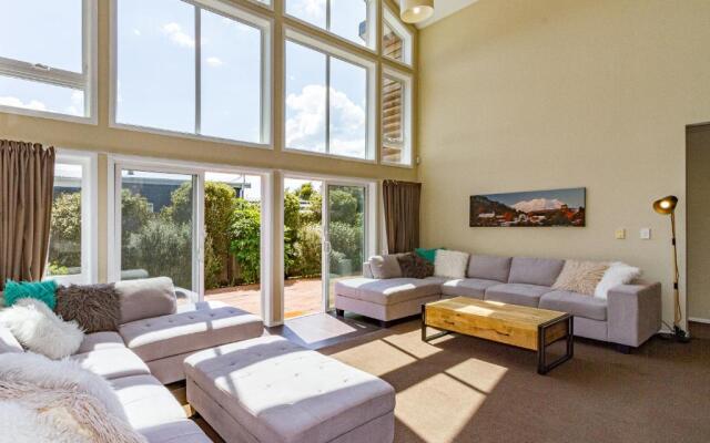 Chalet Gryon - Large 3 bedroom with fireplace