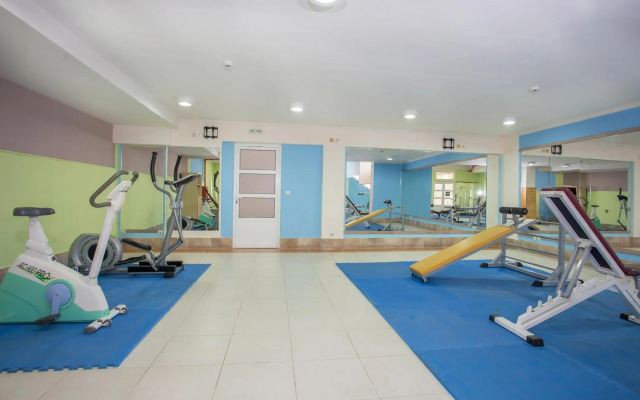Kouros Palace Hotel